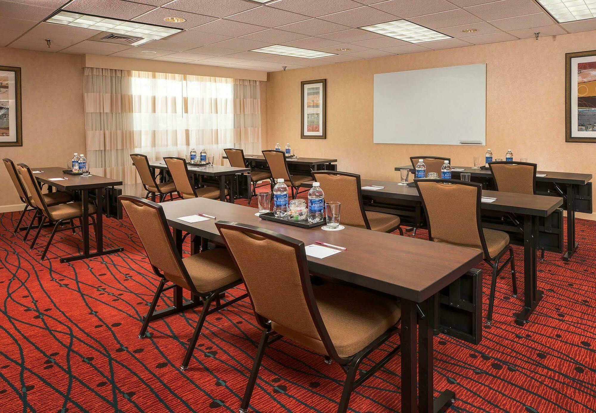 Residence Inn Fairfax Merrifield Eksteriør billede